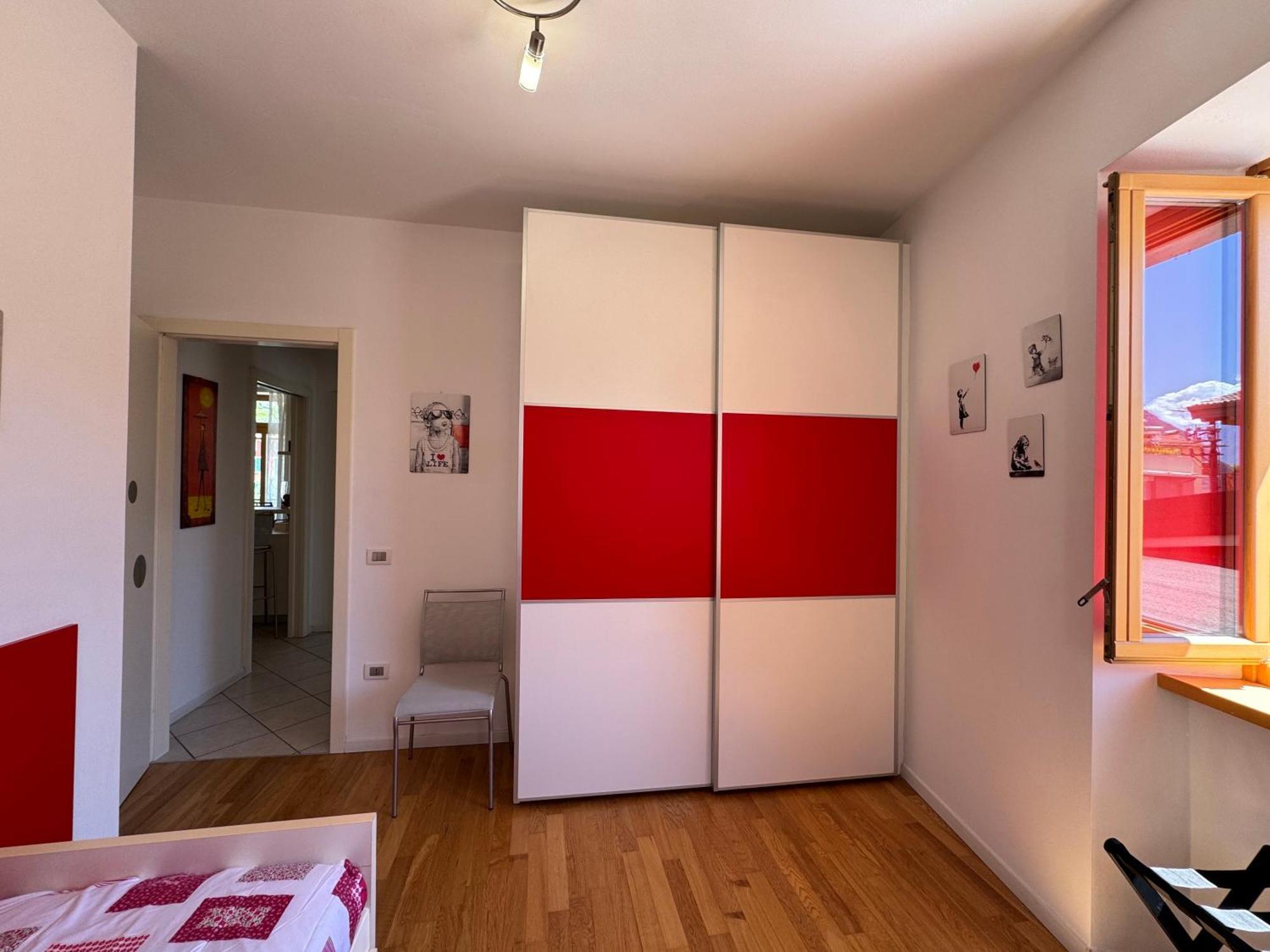 Das Rote Haus ريفا ديل غاردا المظهر الخارجي الصورة